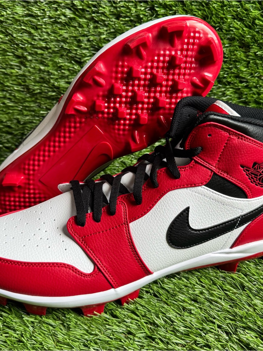 Nike Air Jordan 1 Retro MCS Baseball Cleats Chicago Black Red AV5354-611 Size 14